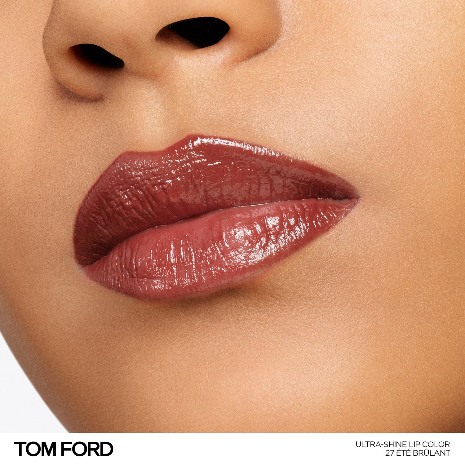 ULTRA SHINE LIP COLOR (LABIAL EN BARRA)